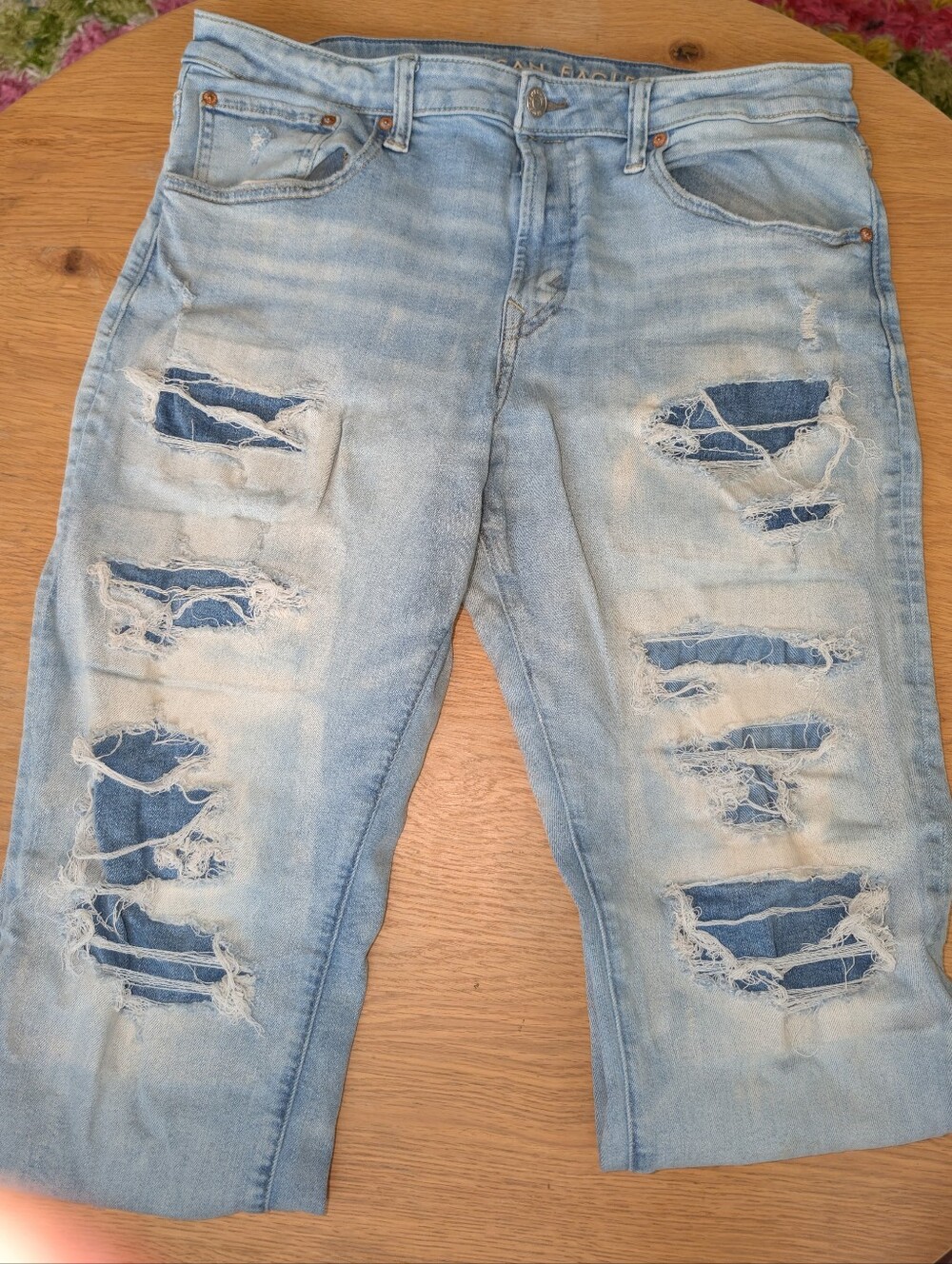 American Eagle Distressed Men’s Jeans